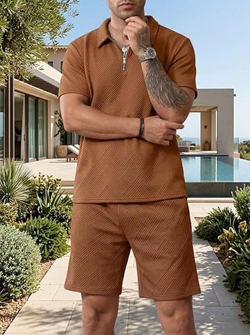 2-piece matching outfit (T-shirt and shorts)